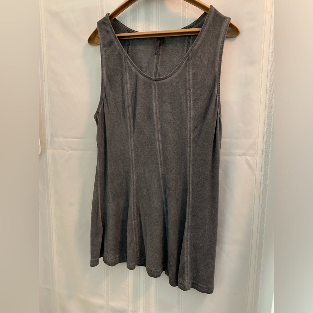 Boutique top, grey,
